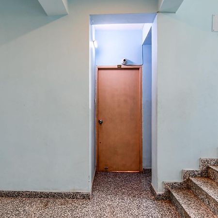 Hotel O Casa Astra Калькутта Экстерьер фото