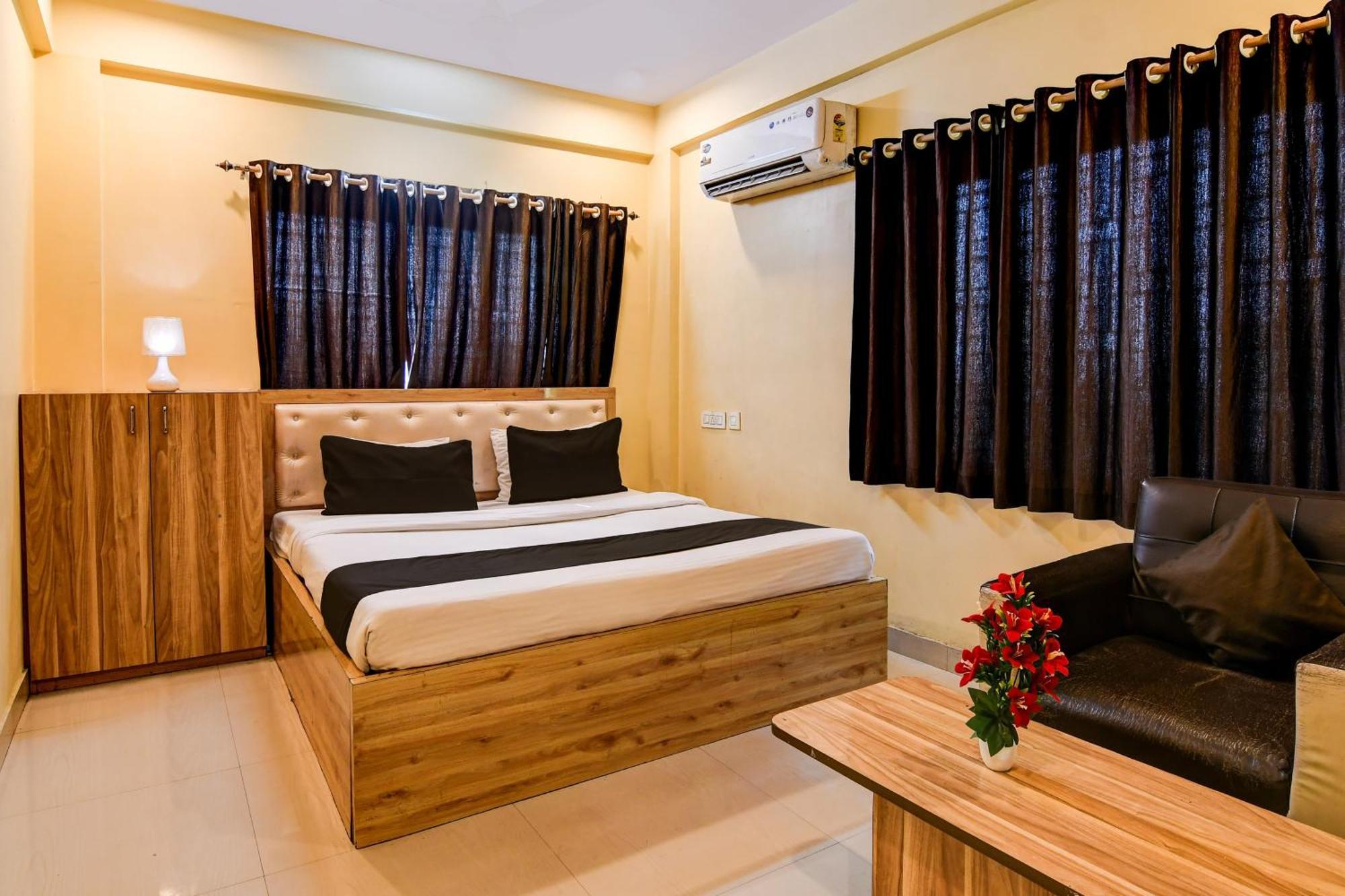 Hotel O Casa Astra Калькутта Экстерьер фото