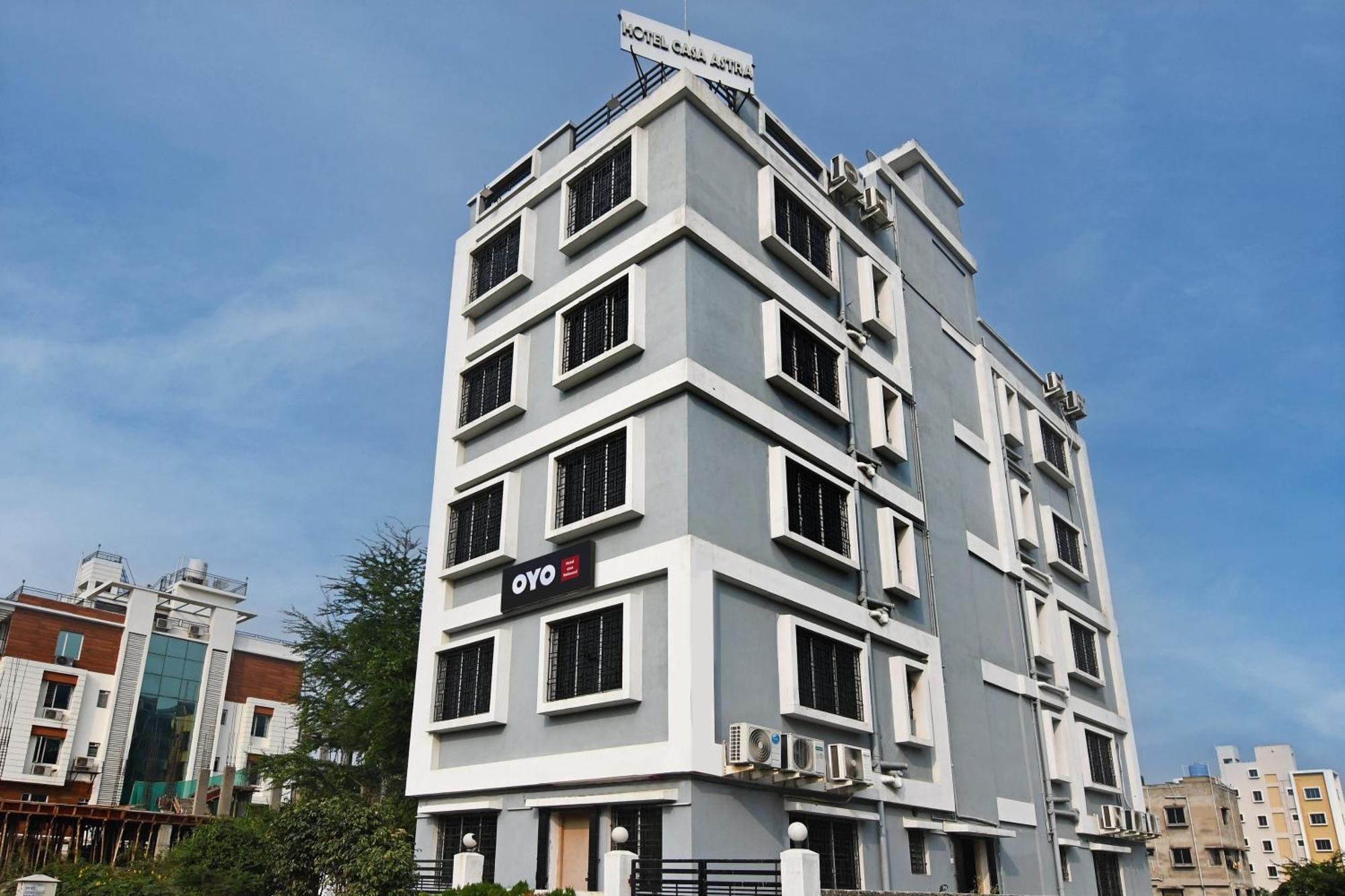 Hotel O Casa Astra Калькутта Экстерьер фото